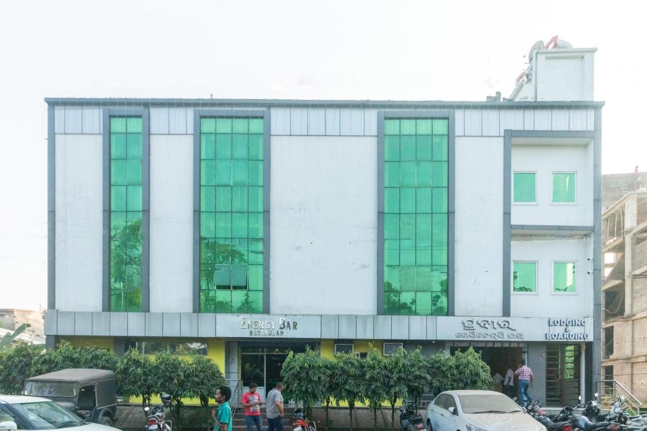 Spot On Prabir Residency Inn Urāli Zewnętrze zdjęcie