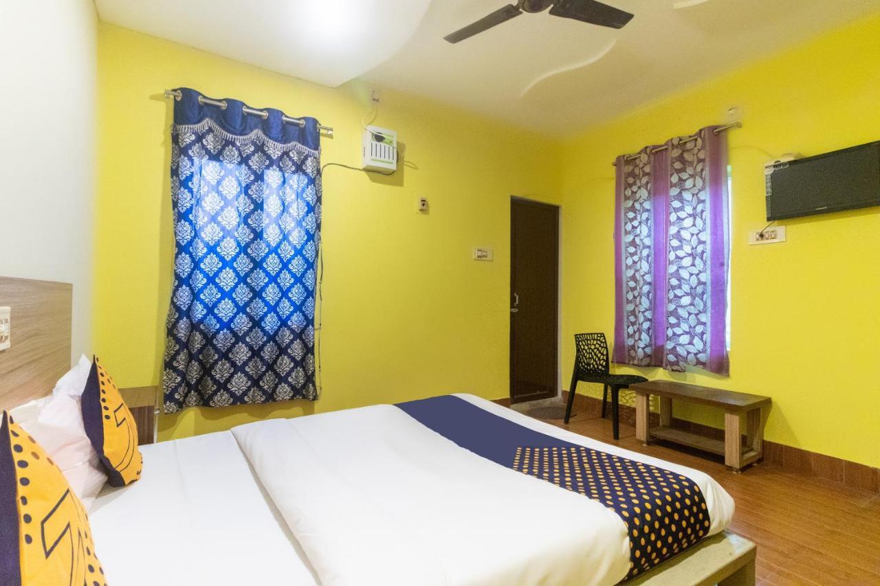 Spot On Prabir Residency Inn Urāli Zewnętrze zdjęcie