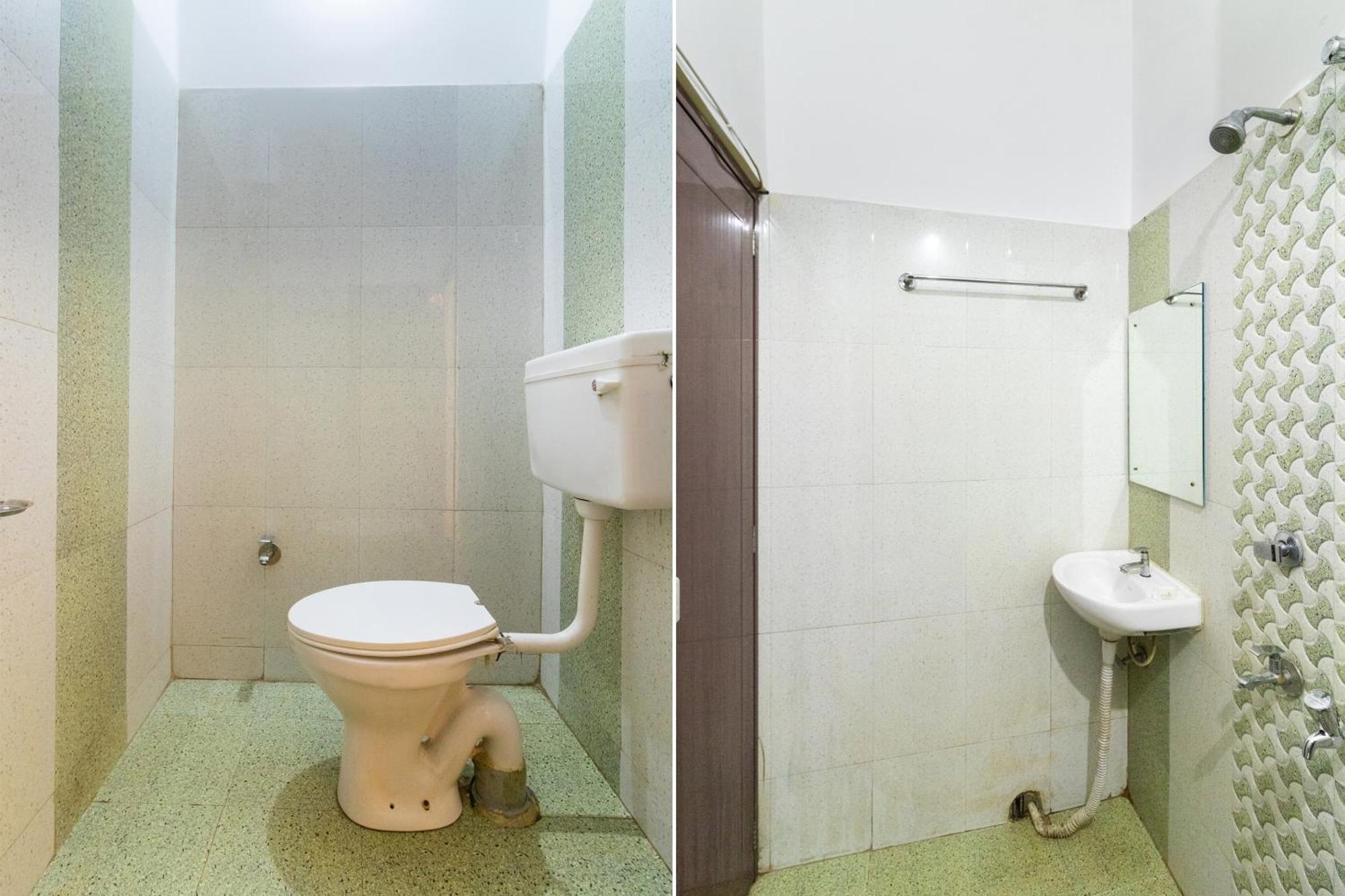 Spot On Prabir Residency Inn Urāli Zewnętrze zdjęcie